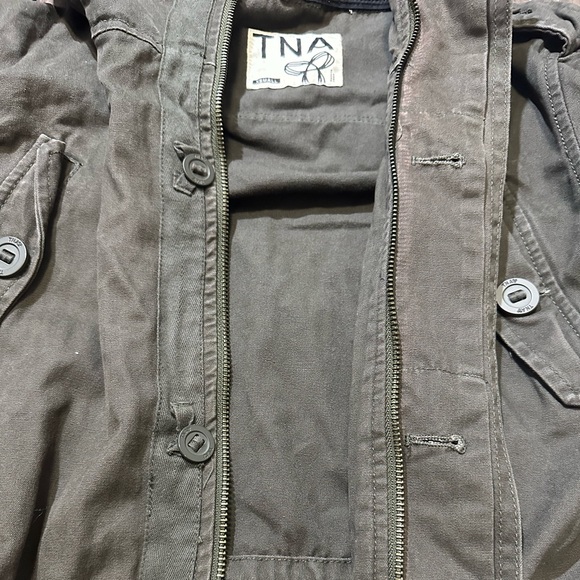TNA Aritzia Cinched Waist Talula Army Green Trooper jacket Jacket - Picture 5 of 6